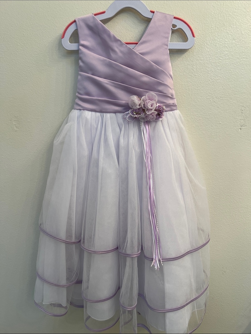 Lavender and White Girls formal party Holiday Recital Dress Size:6